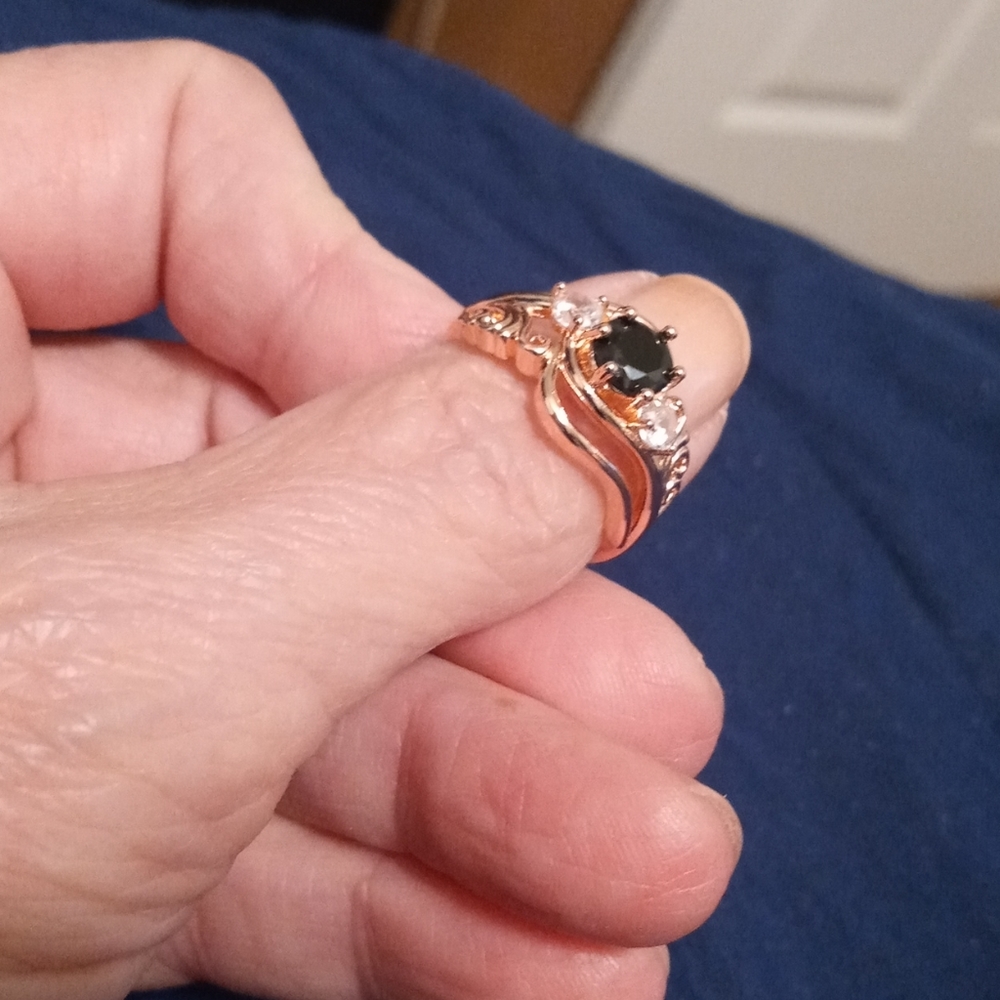 Ring - Picture 2 of 2